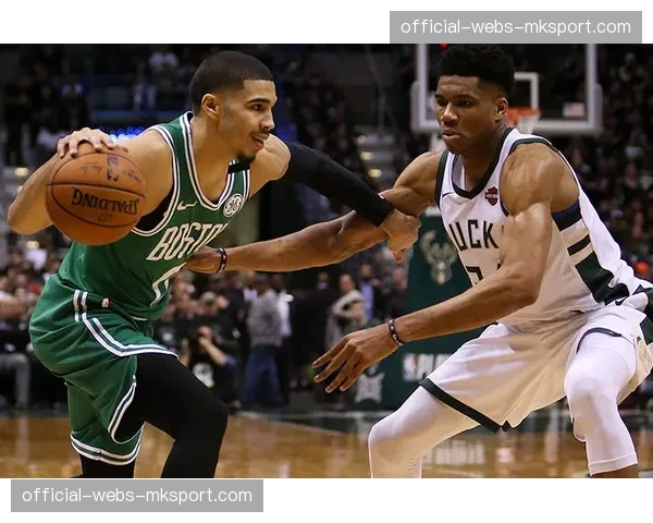 深度报道:解析2025-26赛季法甲中游球队普遍采用的5-3-2防守体系 深度报道:解析2025-26赛季法甲中游球队普遍采用的5-3-2防守体系